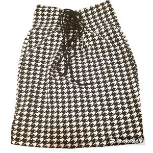 New Shein Mini Black and White Pencil Skirt
